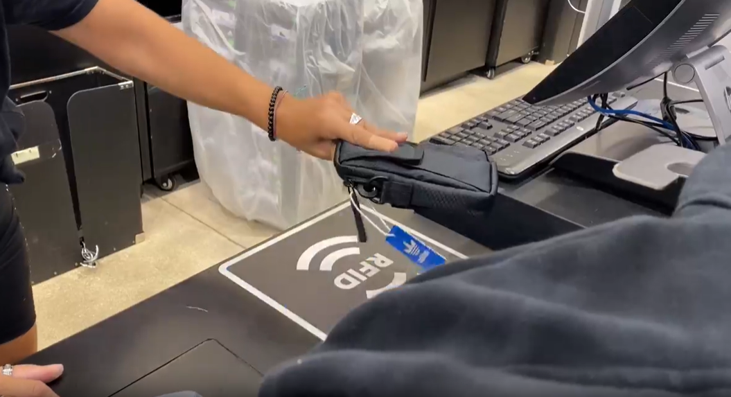 RFID EN EL CHECKOUT: MENOS FRICCIÓN Y MÁS VENTAS
